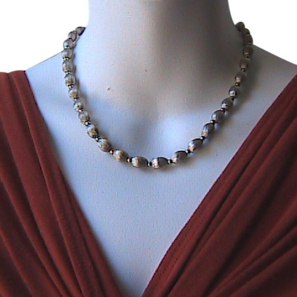 Silver Tone Beads and Balls Vintage Necklace - Picture 1 of 7